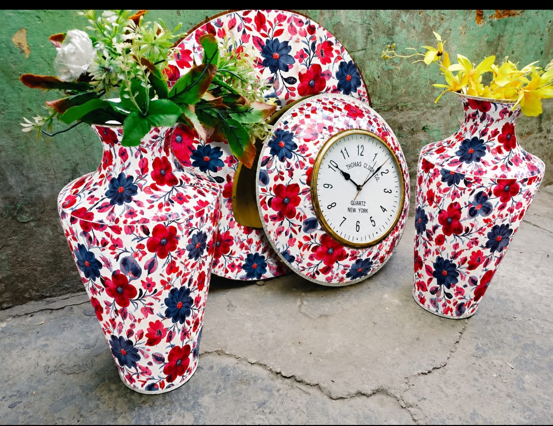 Premium Chinoiserie Vase for Elegant Wedding Decoration